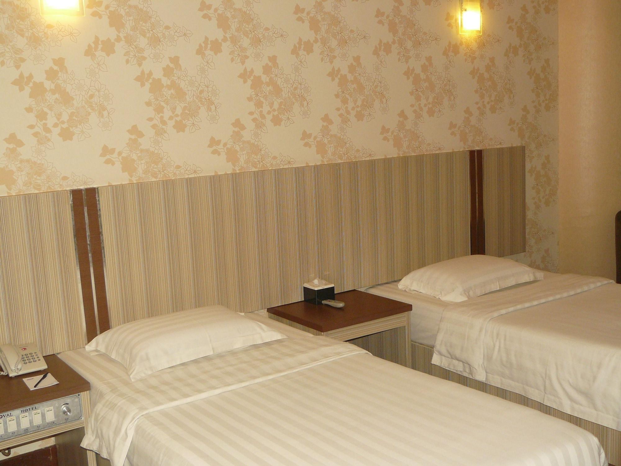 Hotel Oval Σουραμπάγια Εξωτερικό φωτογραφία