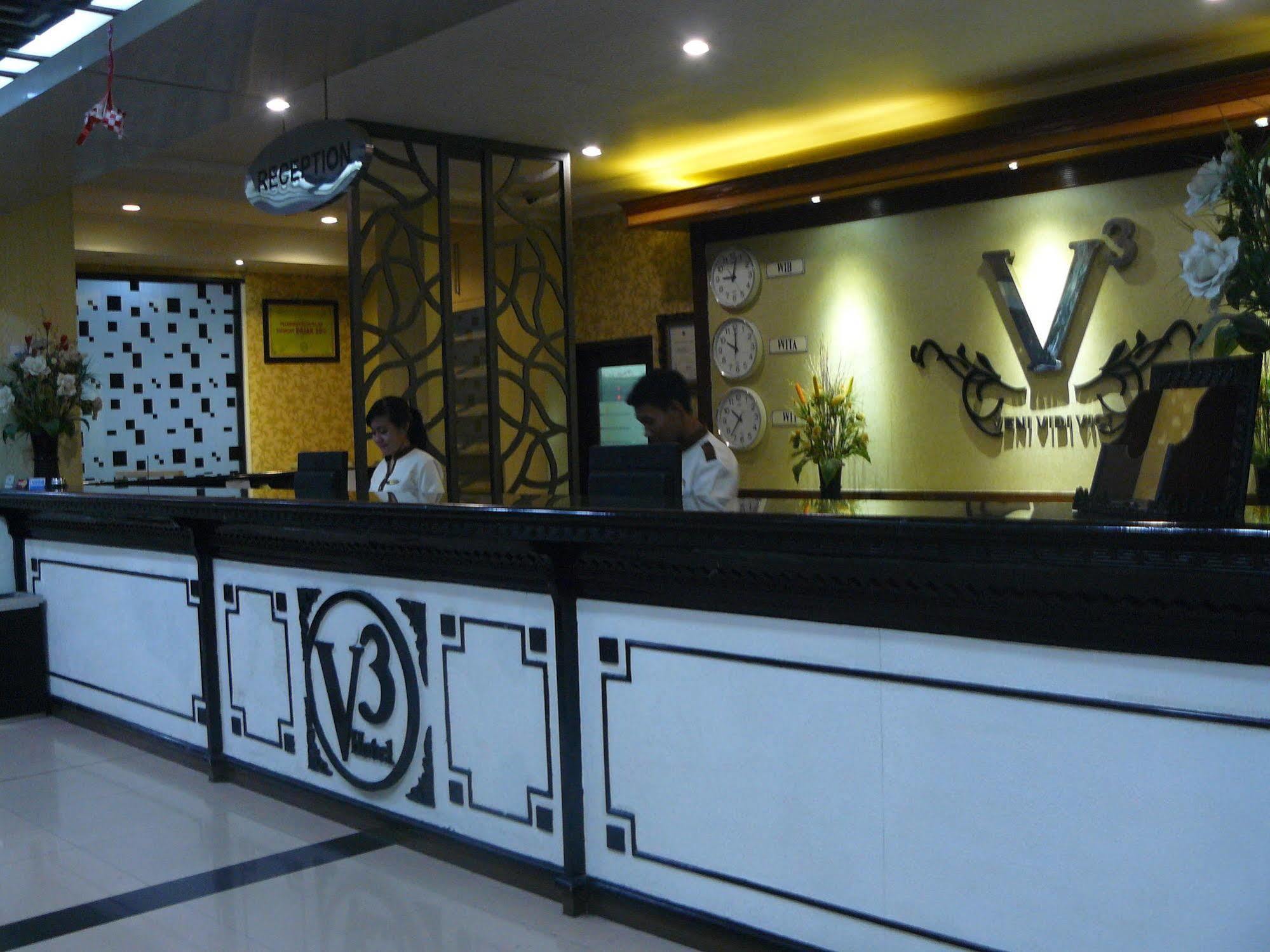 Hotel Oval Σουραμπάγια Εξωτερικό φωτογραφία